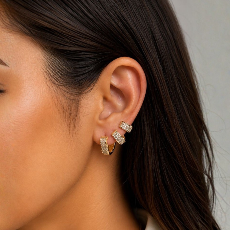 Trio de Brinco Folheado a Ouro 18k e Prata Coração Com Zirconia